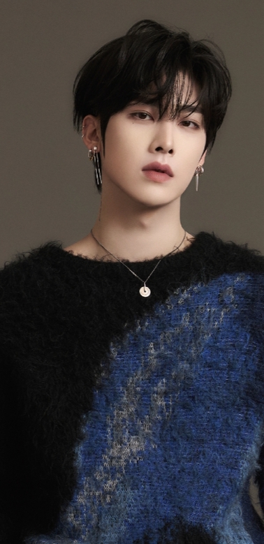 A heartfelt wallpaper shared by Ricky (ZEROBASEONE)'s fans