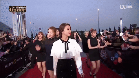 TWICE의 비하인드 컷