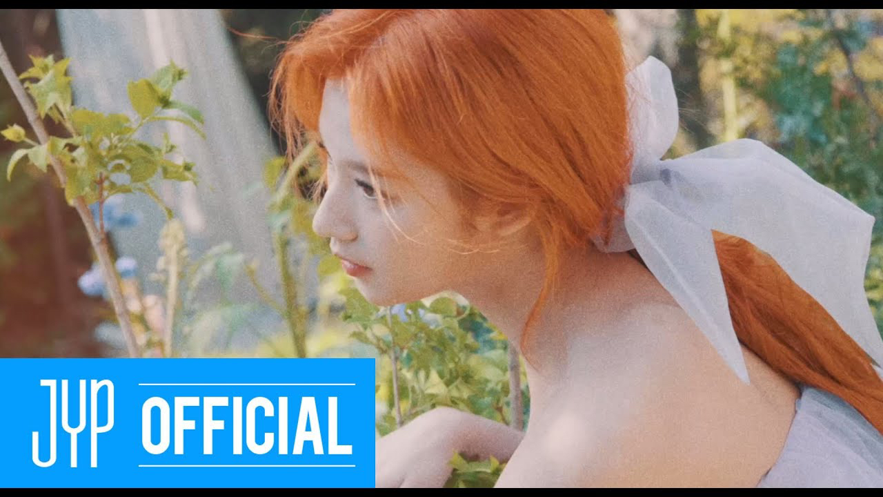 Foto terbaru Sana (TWICE)
