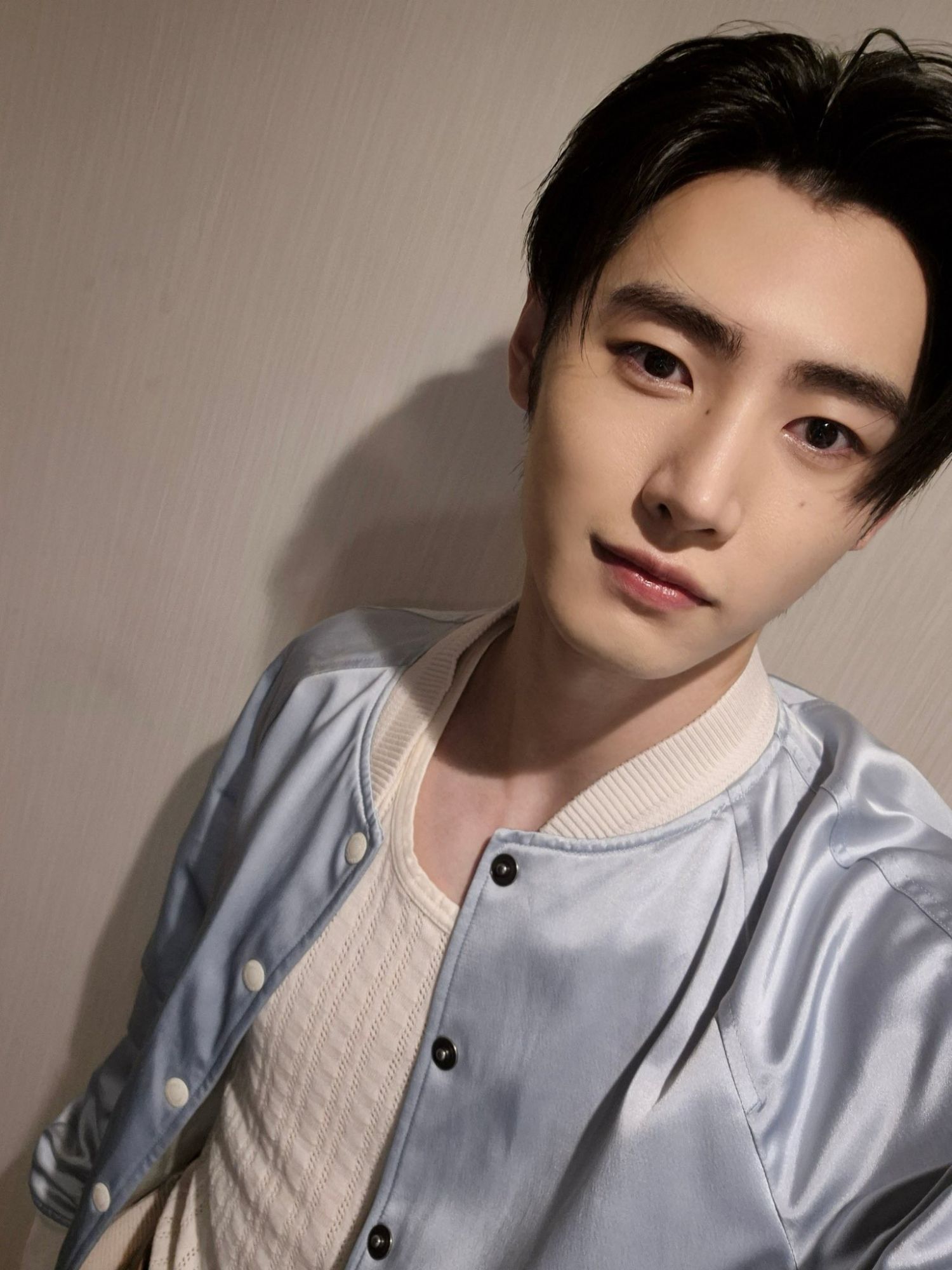 Recent activity shot of Sunghoon (ENHYPEN)