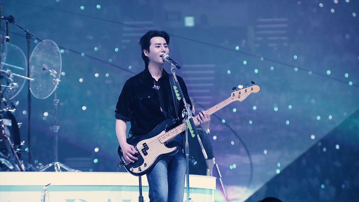A moment captured by DAY6's fan