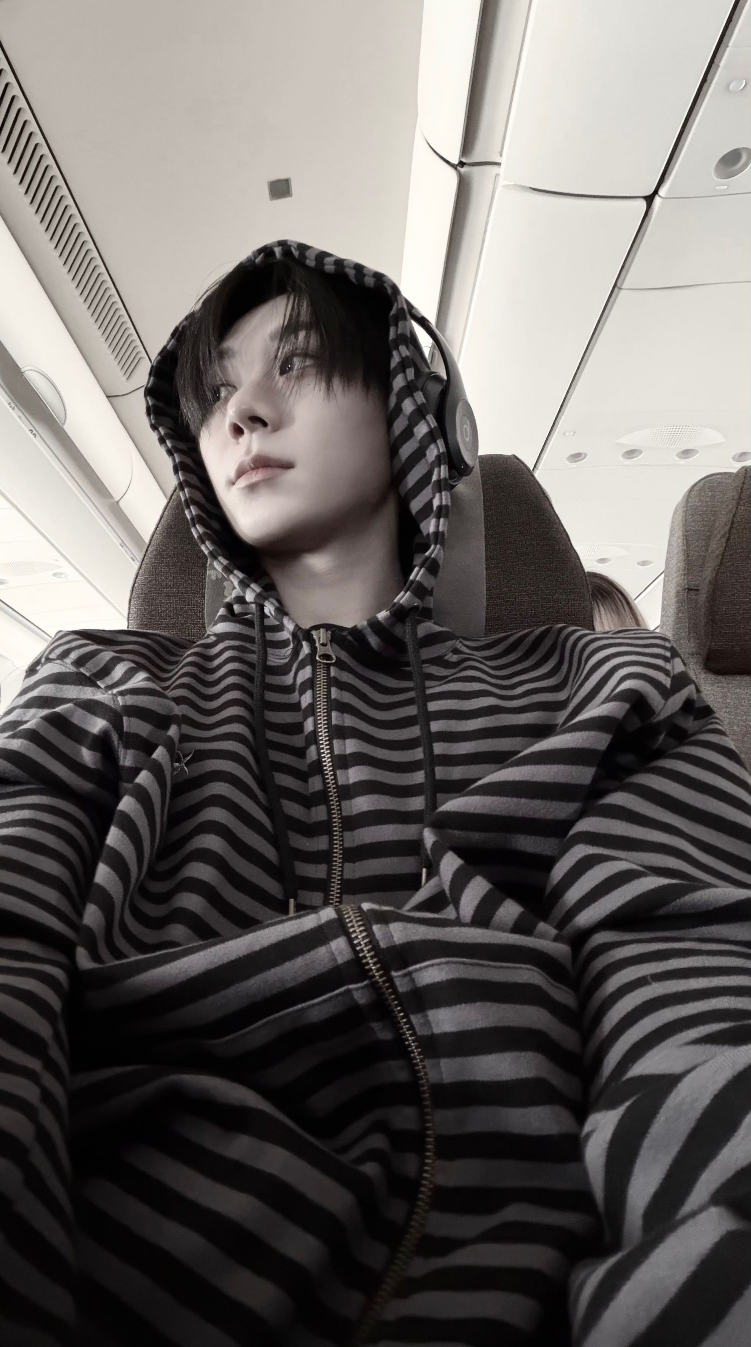 Behind-the-scenes cut of Park Han (AHOF)