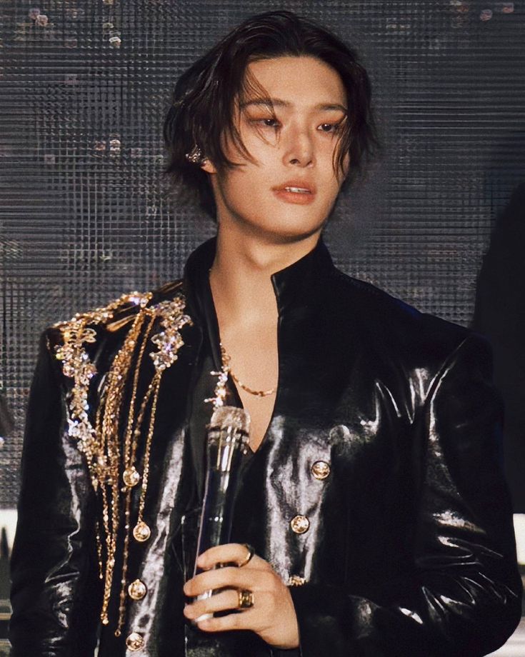 Potret di balik layar ATEEZ