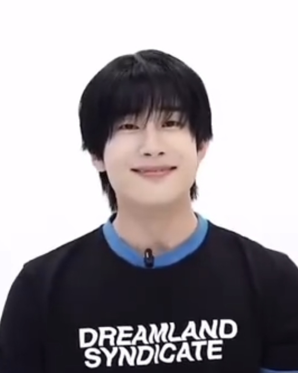 Behind-the-scenes cut of Han Seungwoo
