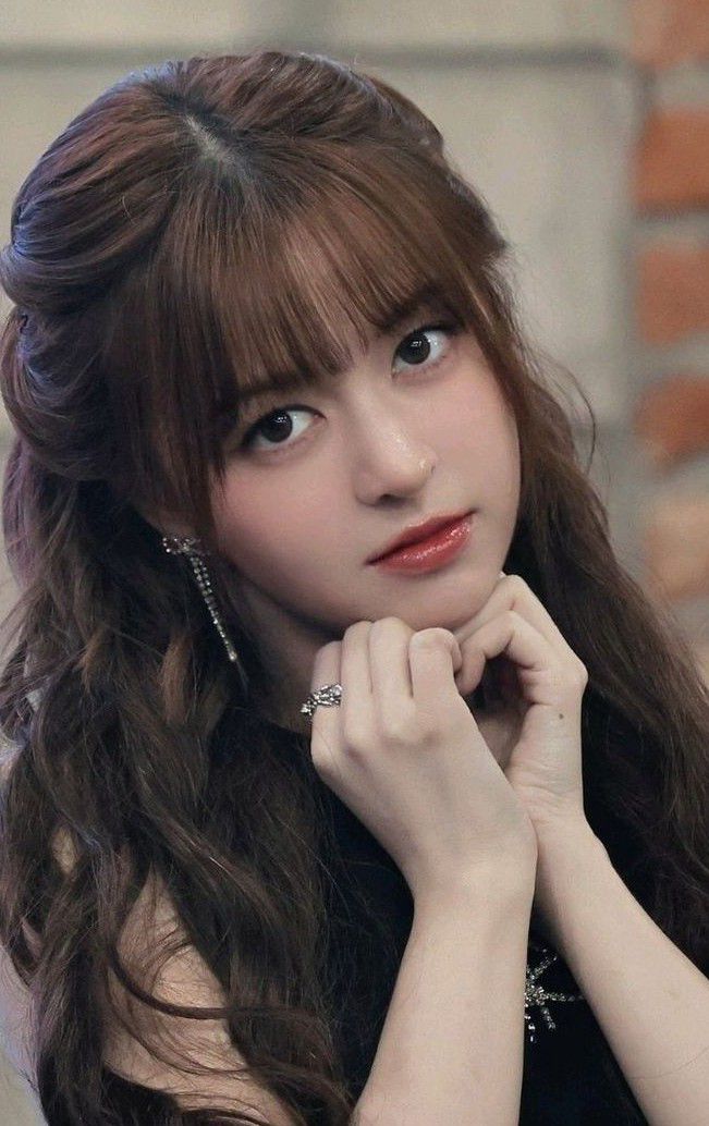 Potret di balik layar LILY (NMIXX)