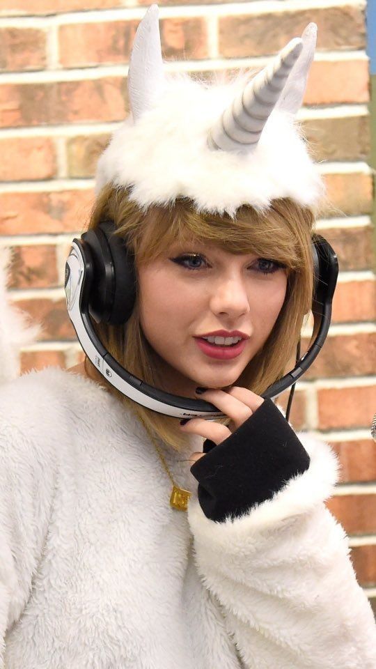 Latest photo of Taylor Swift