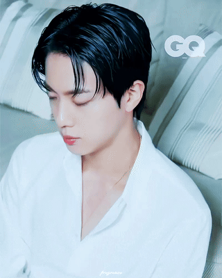 진 (방탄소년단) 최근 활동샷