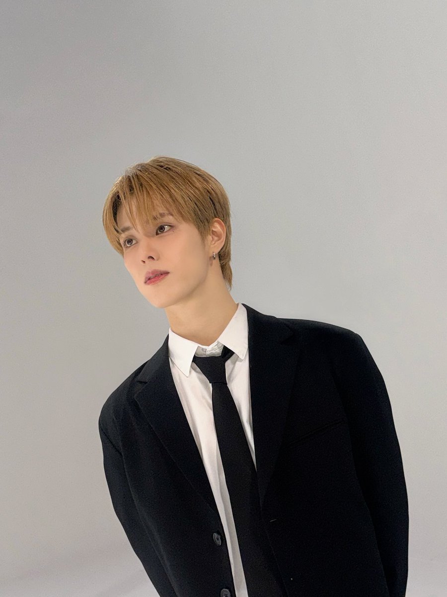 A moment captured by Xikers's fan