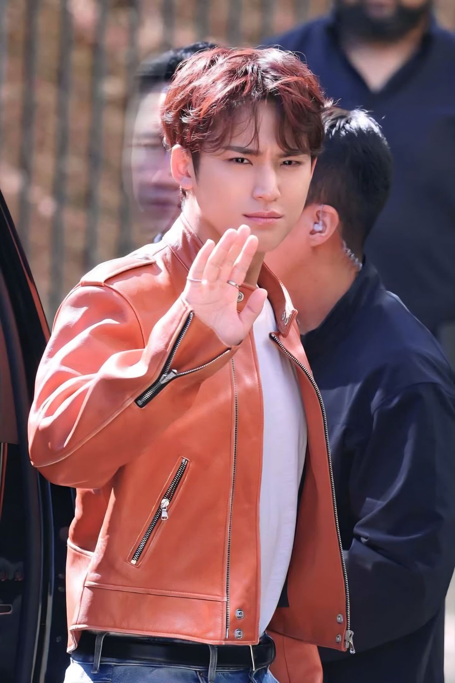 A moment captured by Mingyu (SEVENTEEN)'s fan