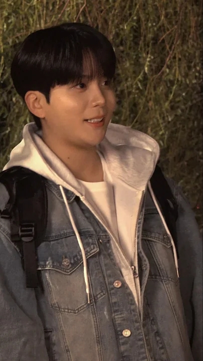 ATEEZ的最新照片