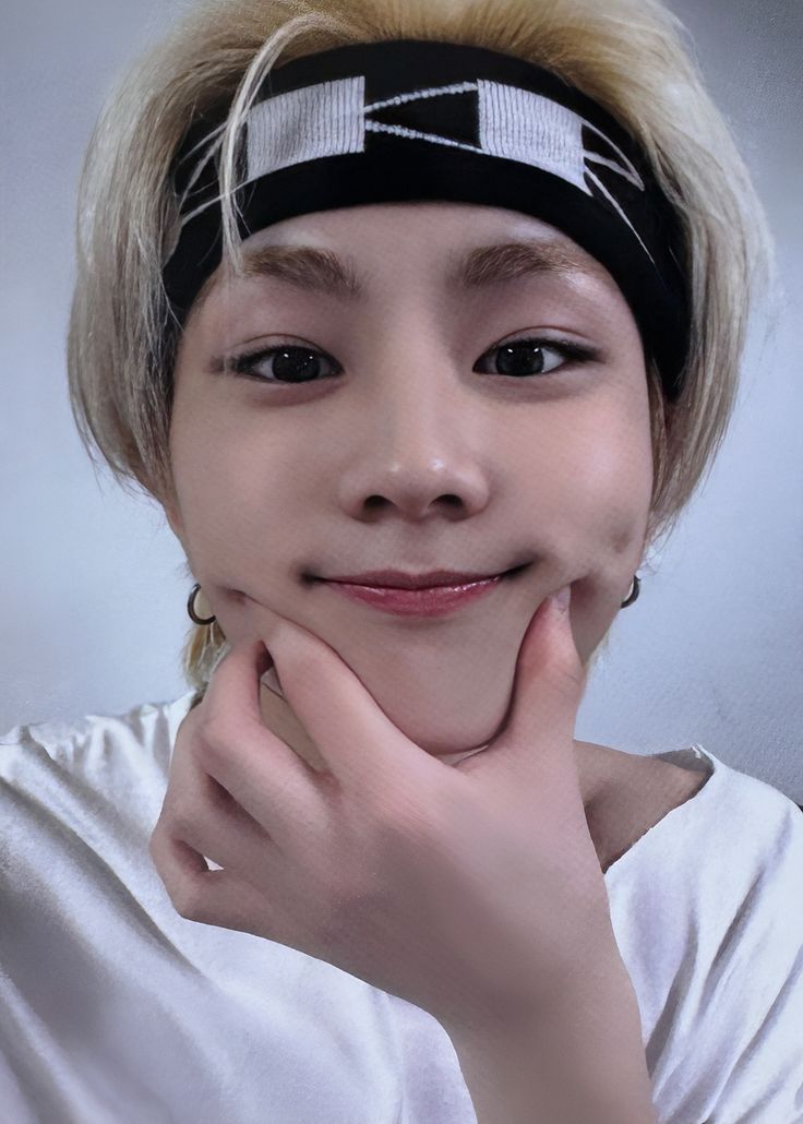 Recent activity shot of Jungwon (ENHYPEN)