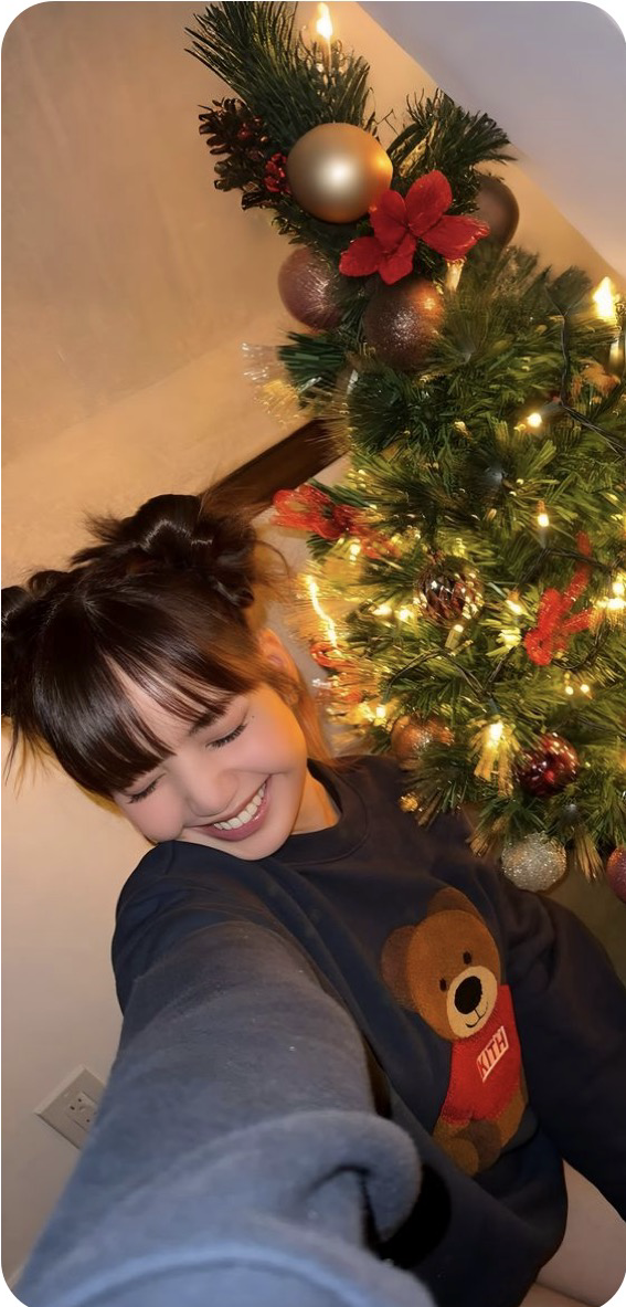 Lisa (BLACKPINK)的最新活動照片