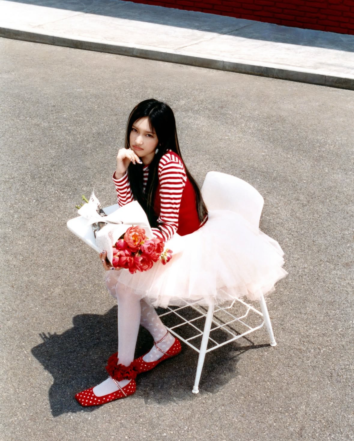 Recent activity shot of Leeseo (IVE)
