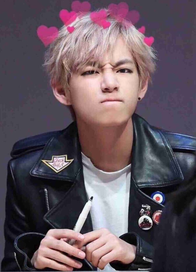 뷔 (방탄소년단)의 비하인드 컷