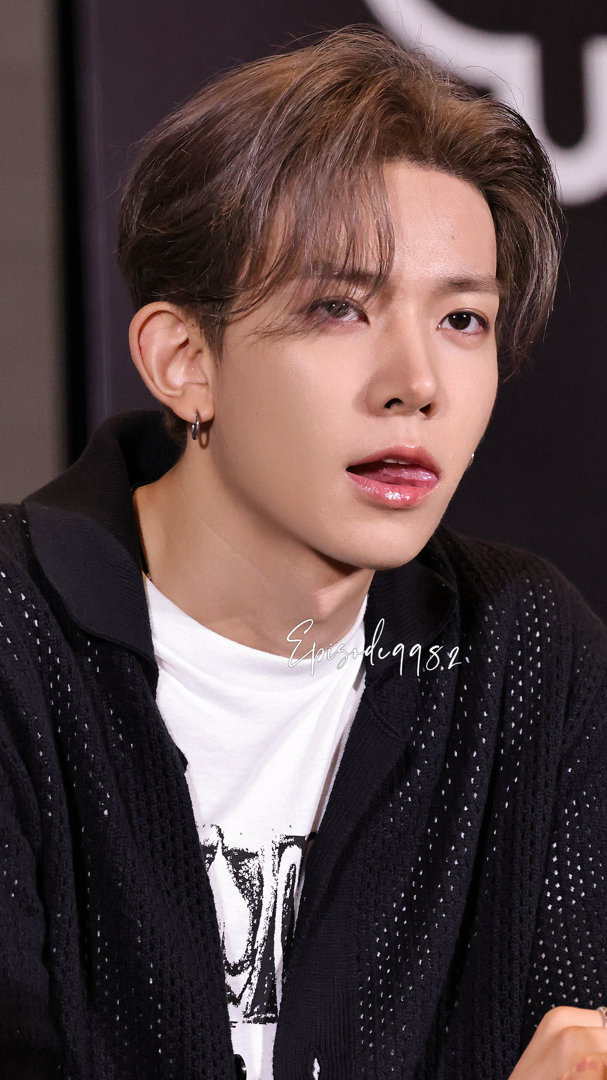 A heartfelt wallpaper shared by Heeseung (ENHYPEN)'s fans