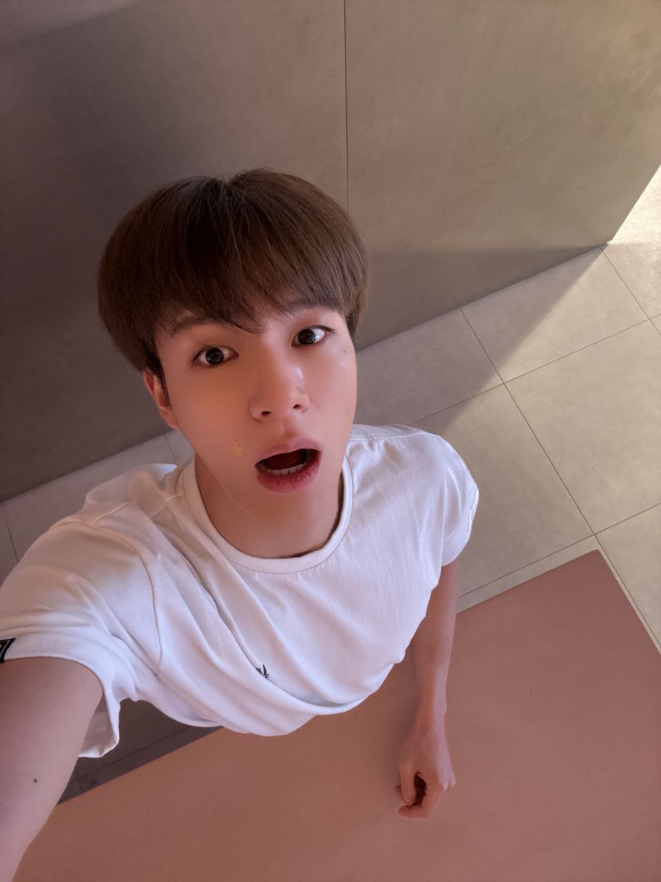 Recent activity shot of Jeno (NCT DREAM)