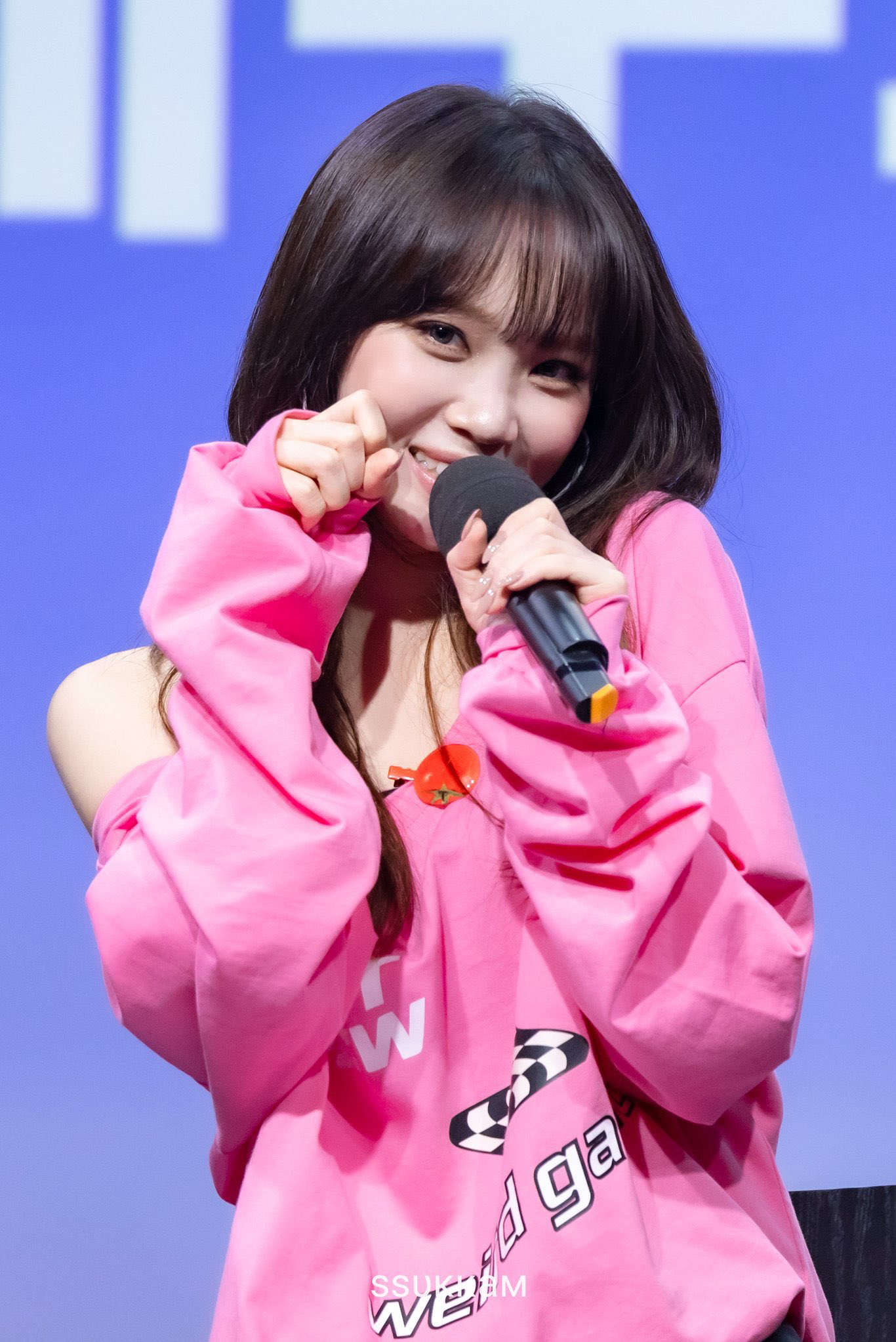 Behind-the-scenes cut of Kim Chaewon (LE SSERAFIM)