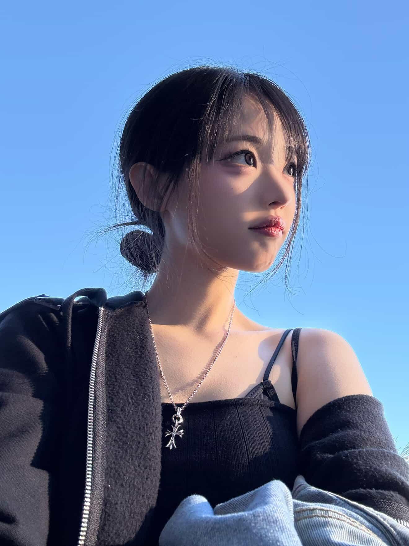 Recent activity shot of QWER