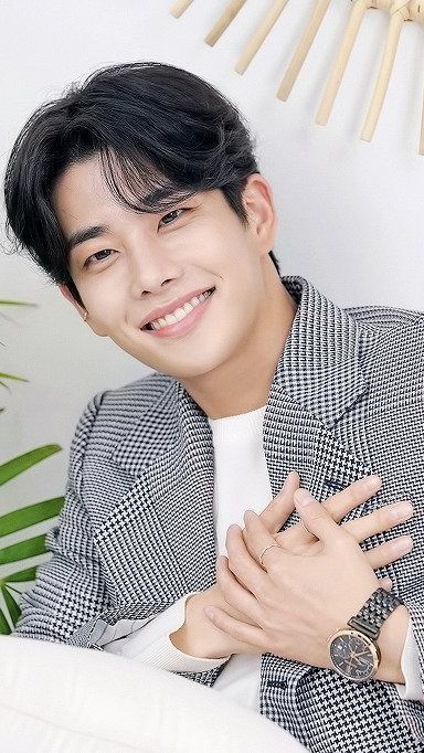 Recent activity shot of MJ (ASTRO)