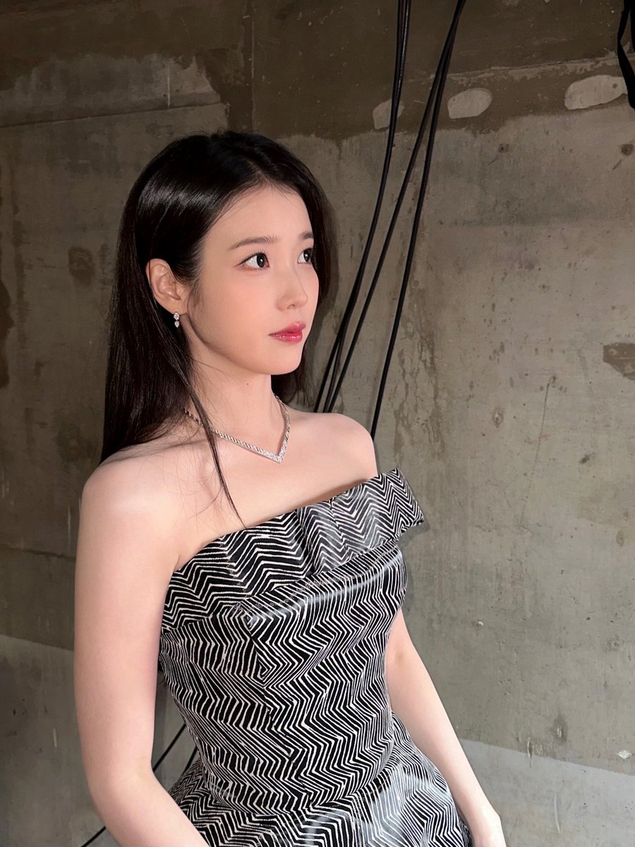 Potret di balik layar IU