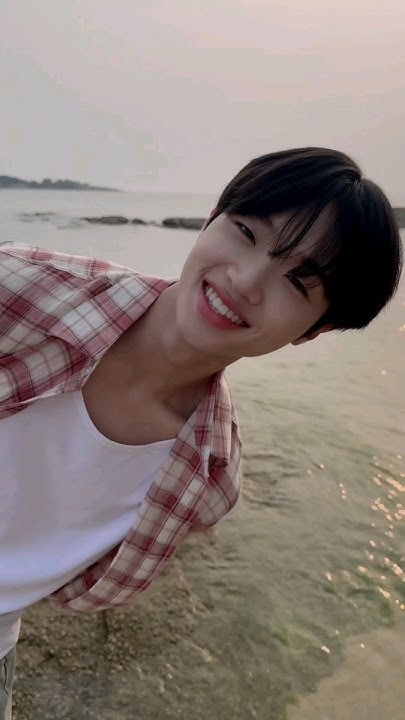 Fandom-recommended wallpaper image of Son Dongpyo