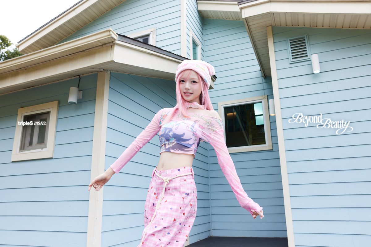 Recent activity shot of tripleS