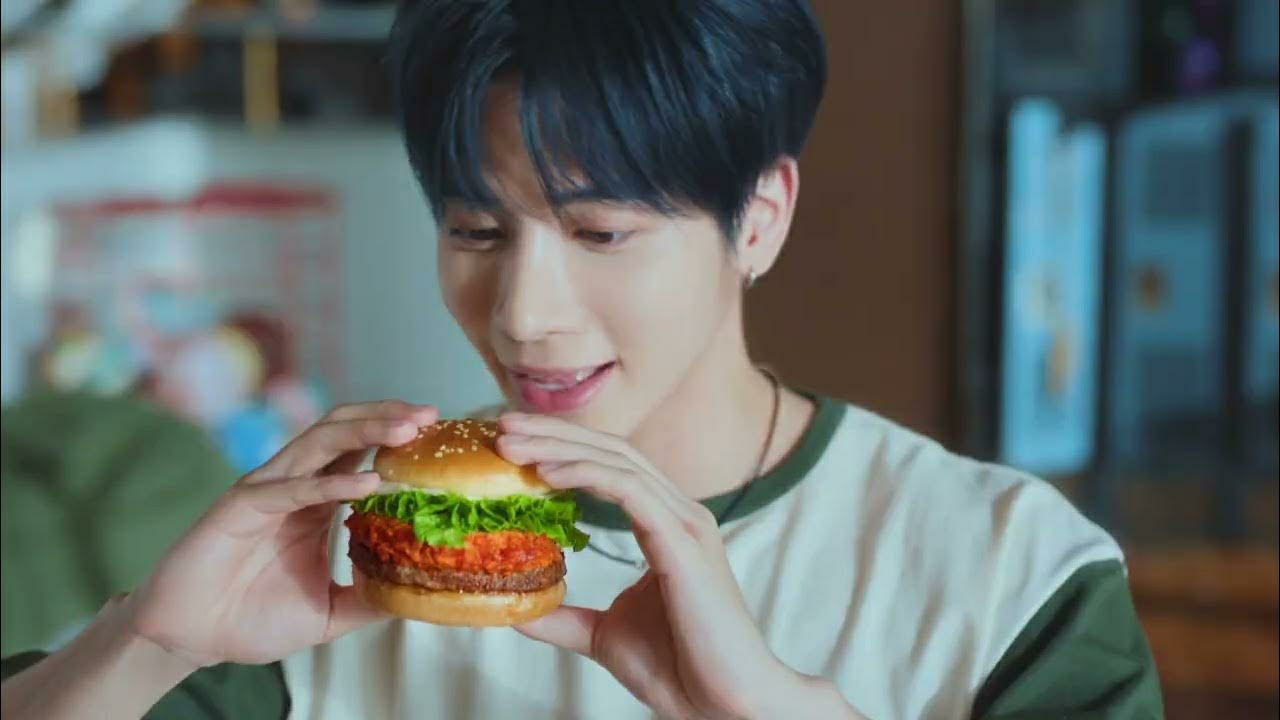 태현 (투모로우바이투게더)의 비하인드 컷