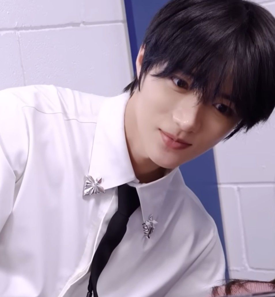 Latest photo of Beomgyu (TOMORROW X TOGETHER)
