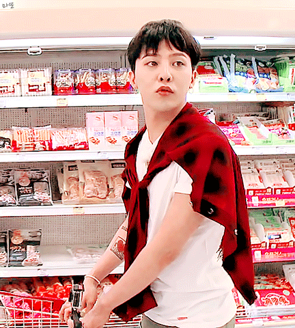 Recent activity shot of G-DRAGON (BIGBANG)