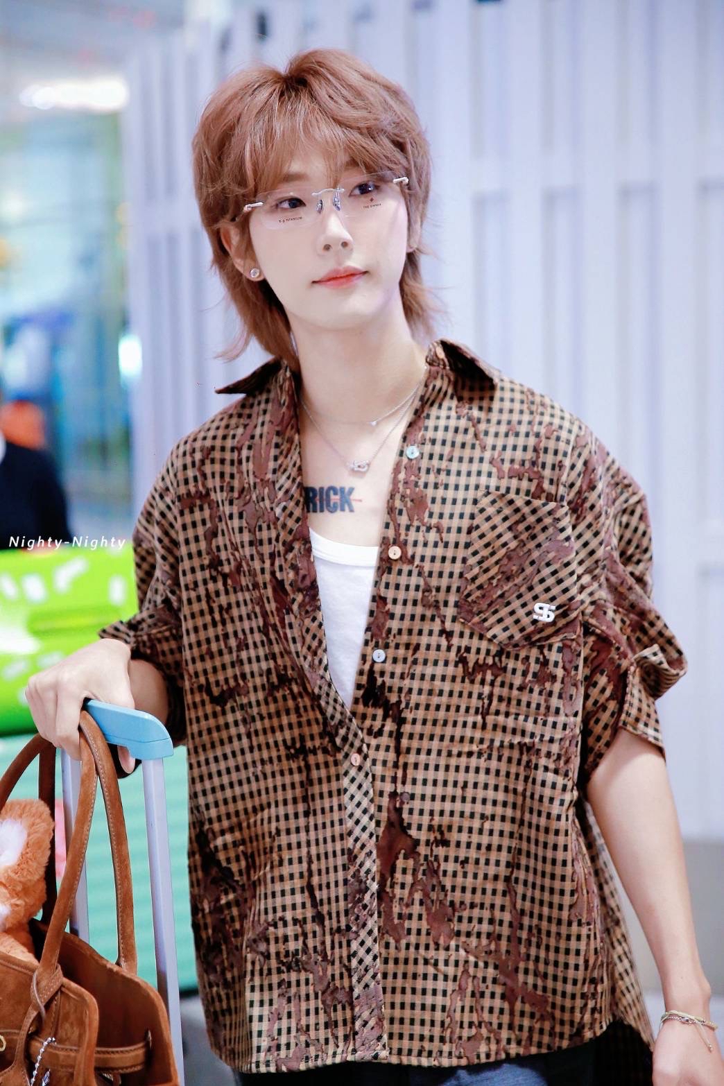 Latest photo of Hu Yetao (NexT1DE)