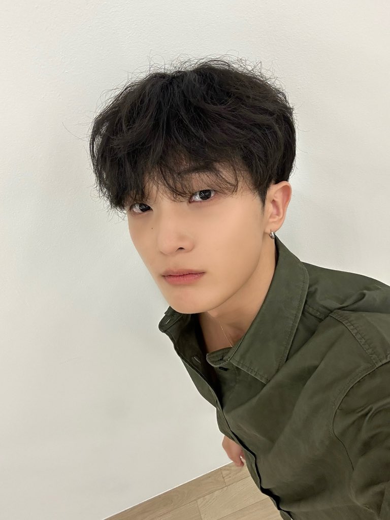 A moment captured by Xikers's fan