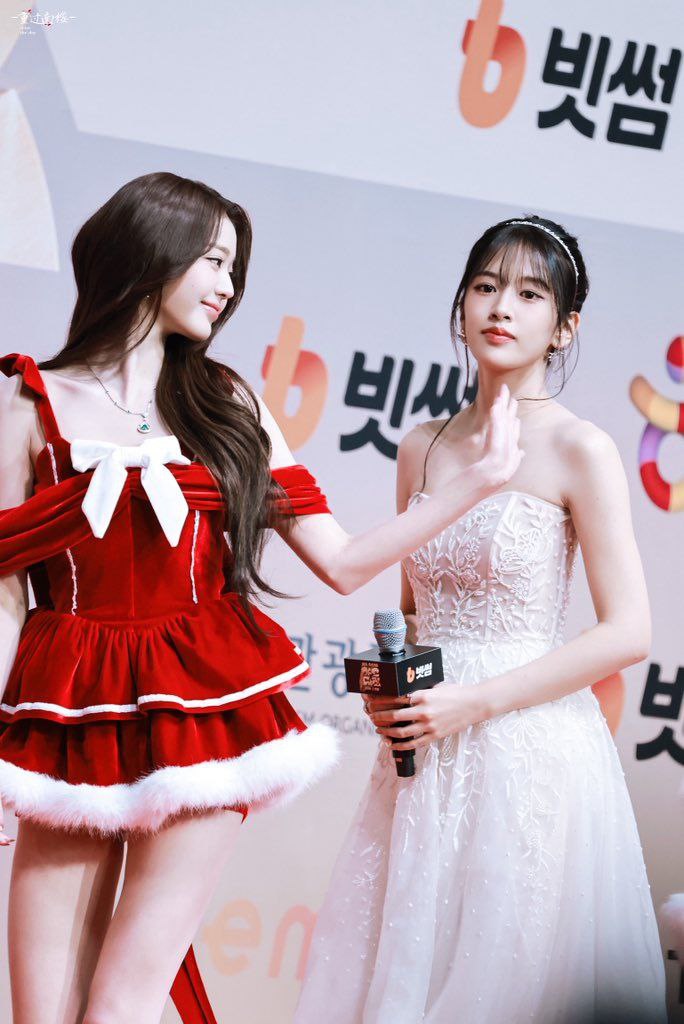 Behind-the-scenes cut of IVE