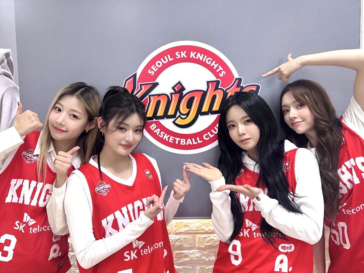 A moment captured by FIFTY FIFTY's fan