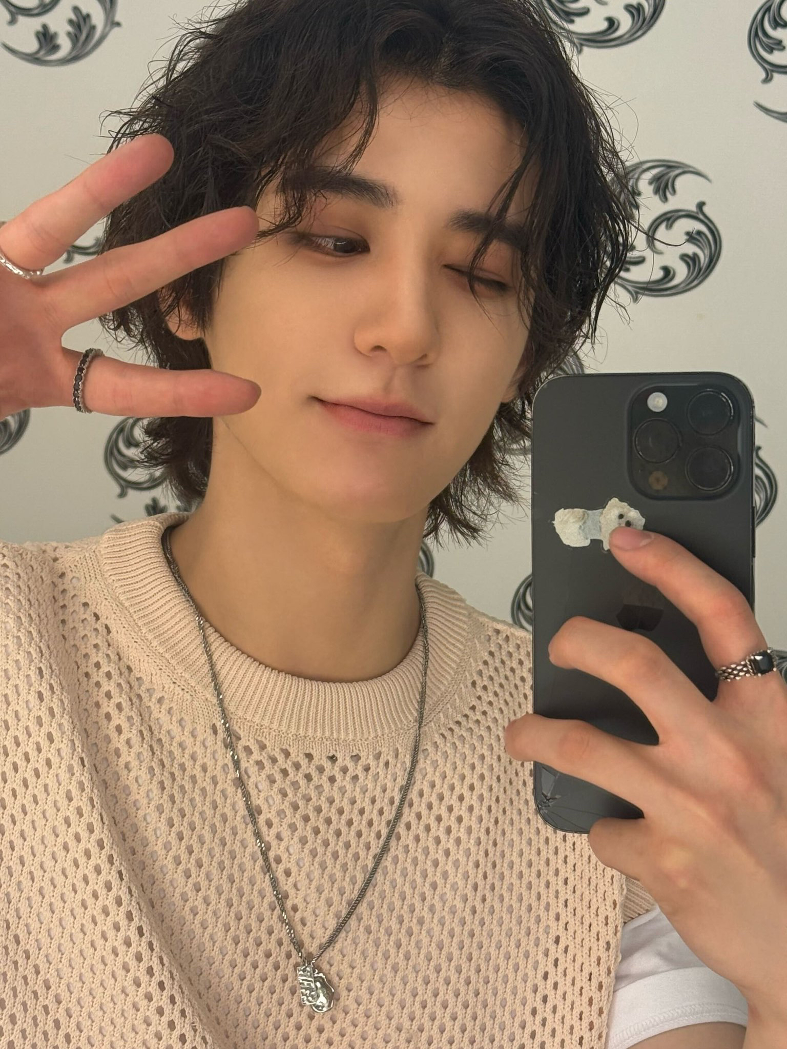 Recent activity shot of Leehan (BOYNEXTDOOR)