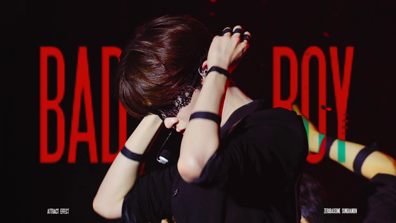 Behind-the-scenes cut of Sung Hanbin (ZEROBASEONE)