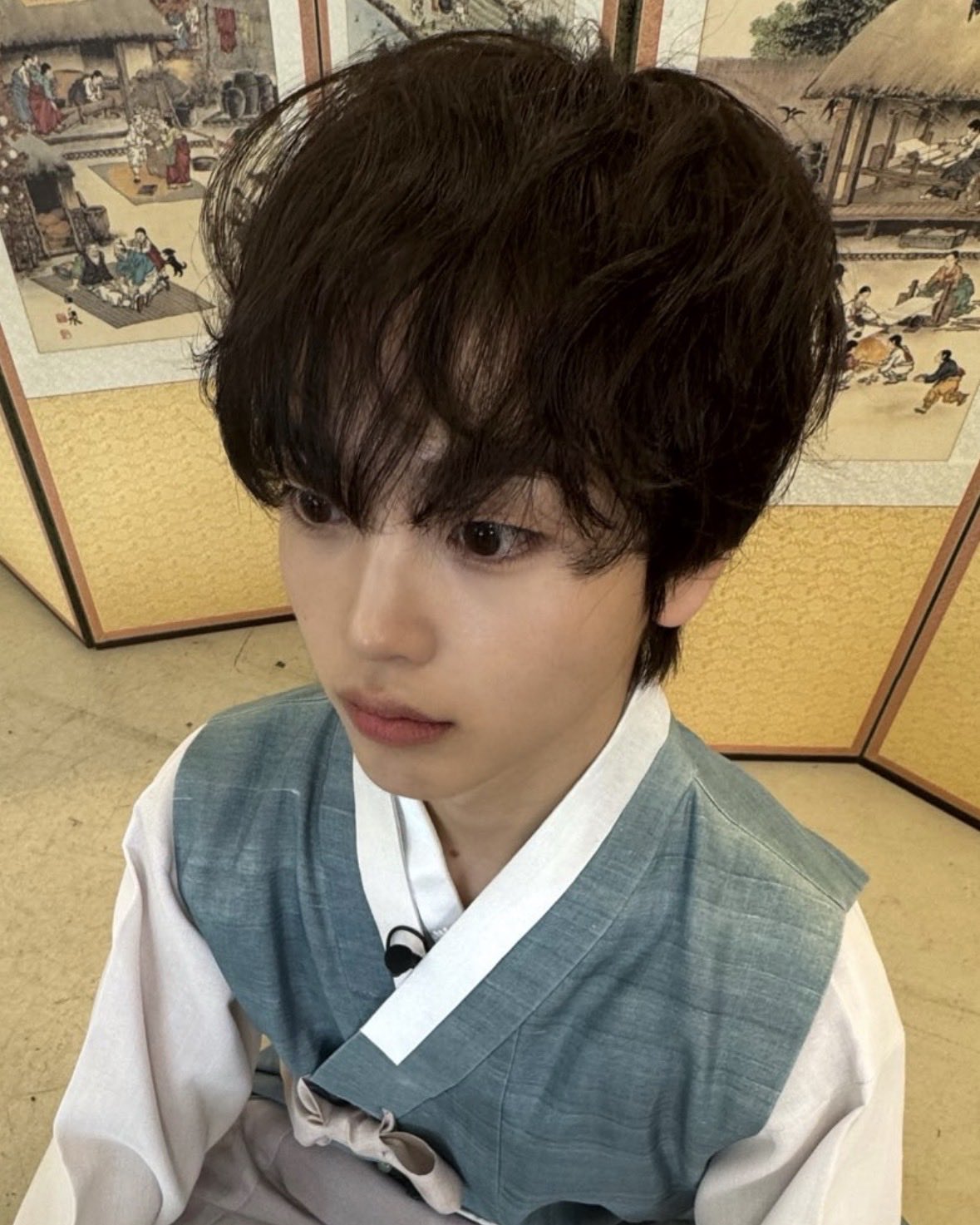 Recent activity shot of Hyeongjun (CRAVITY)