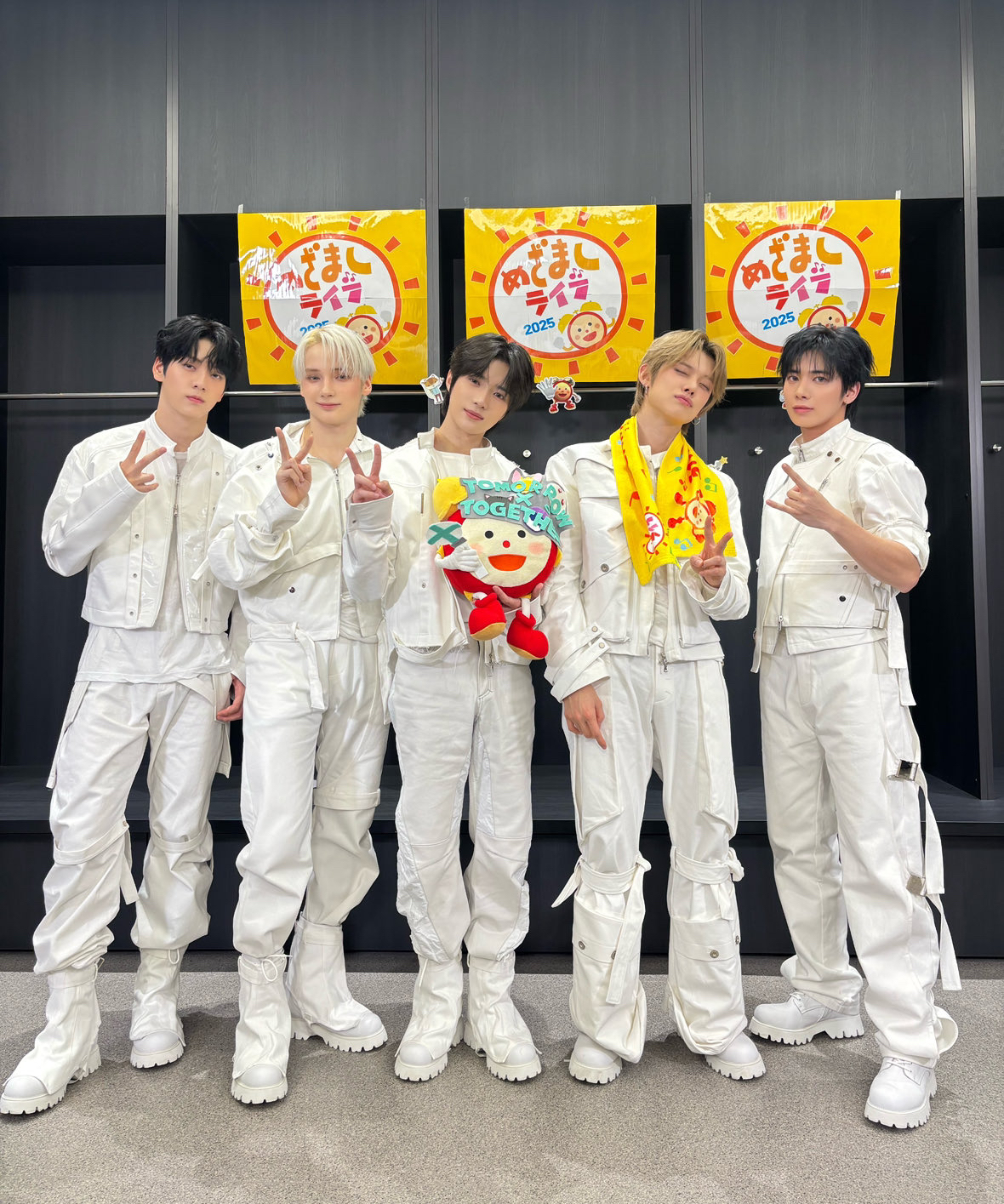 투모로우바이투게더의 최신 사진