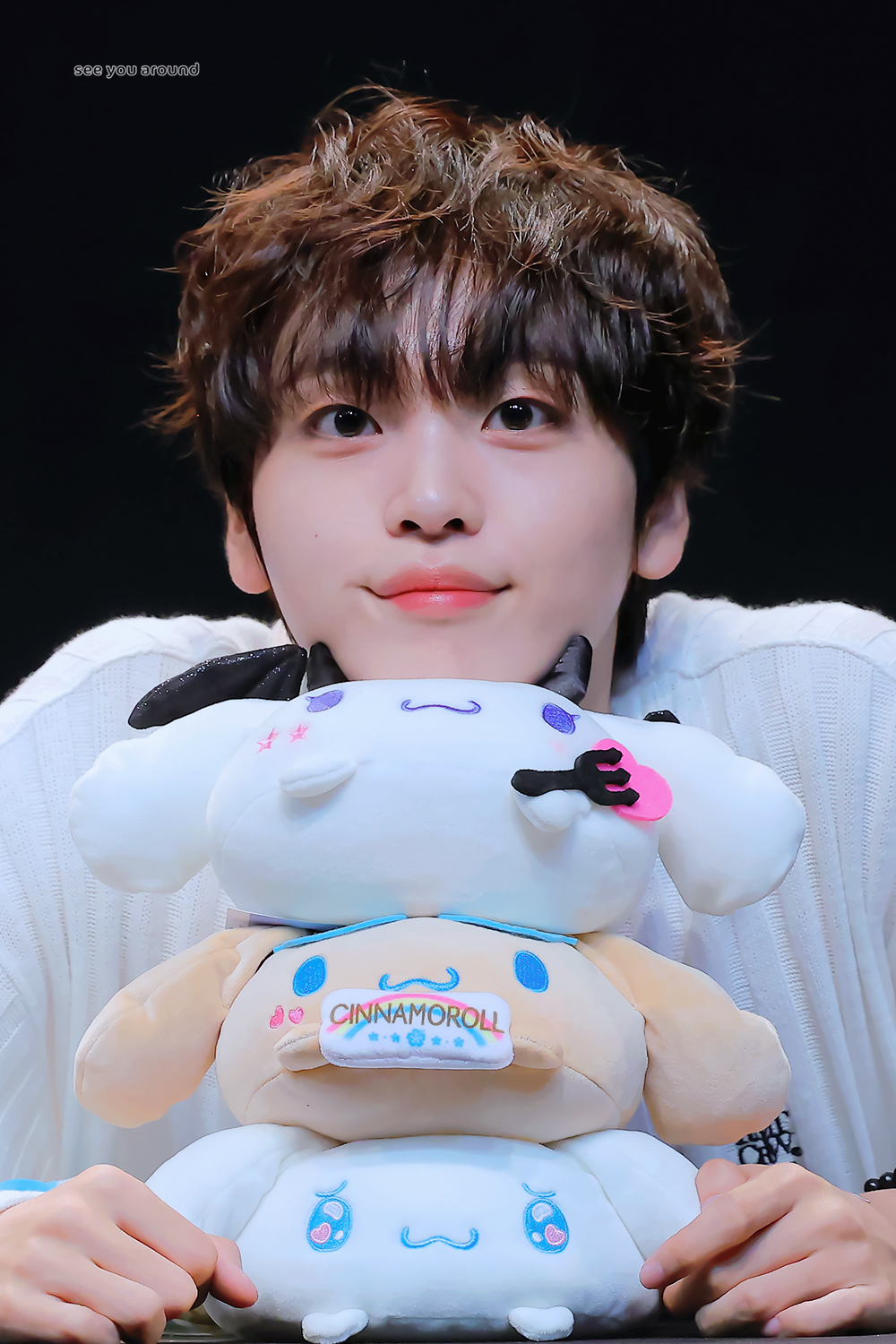 A moment captured by Hyeongjun (CRAVITY)'s fan