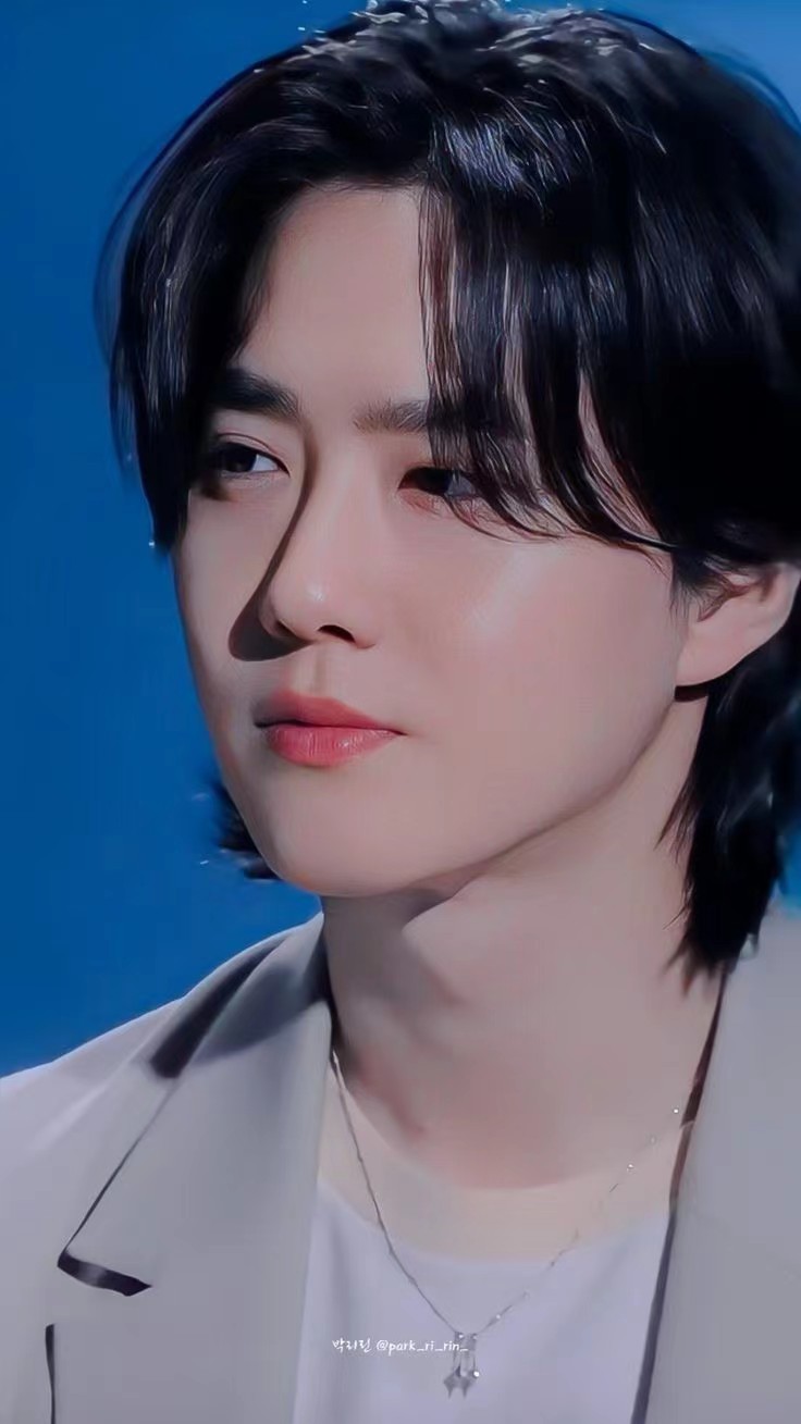 The most beloved wallpaper among Suho (EXO)'s fans