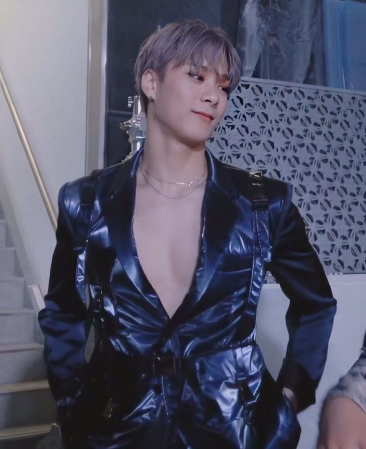 Behind-the-scenes cut of Moonbin (ASTRO)