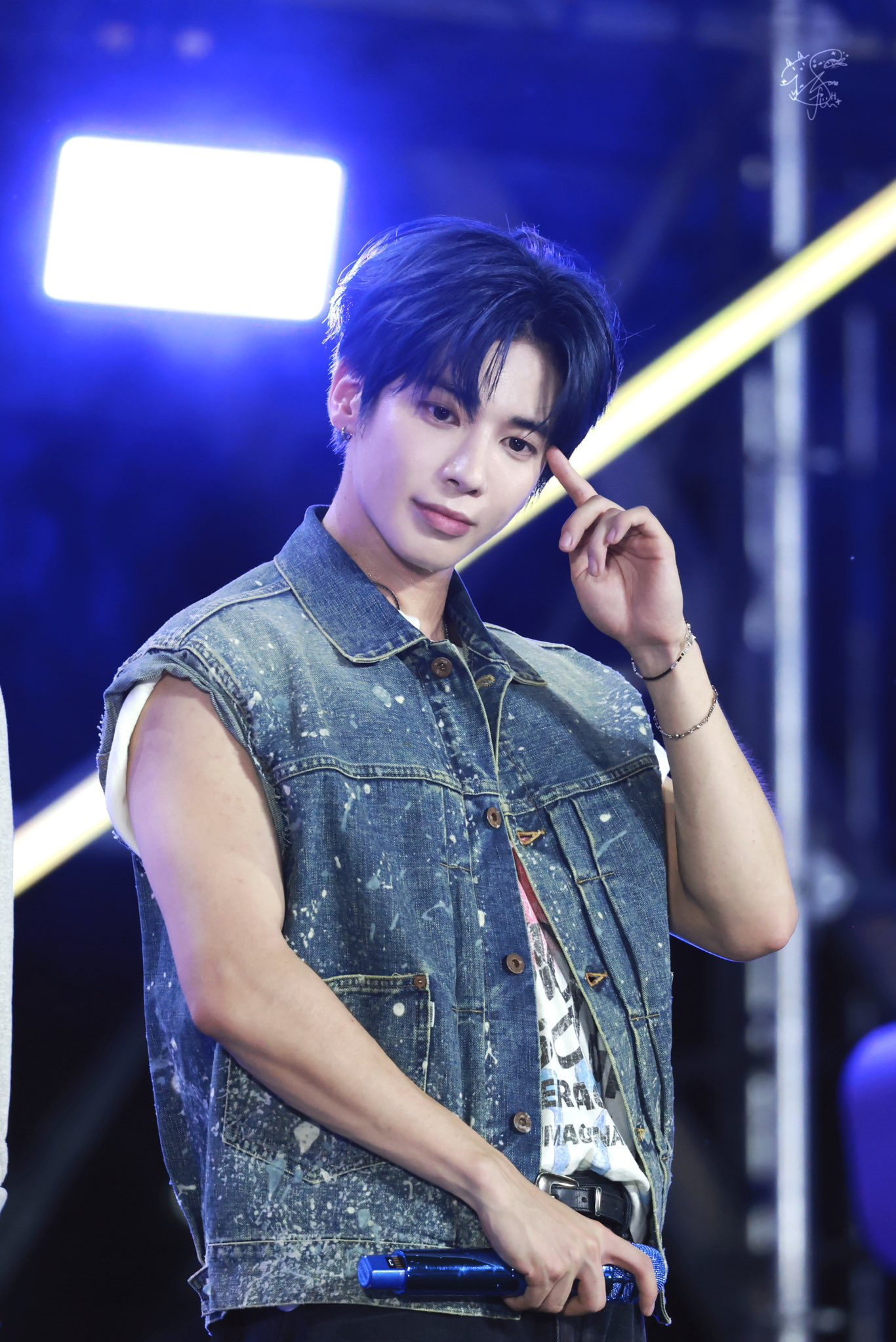 태현 (투모로우바이투게더) 최근 활동샷