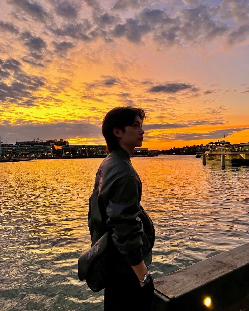 A moment captured by Felix (Stray Kids)'s fan