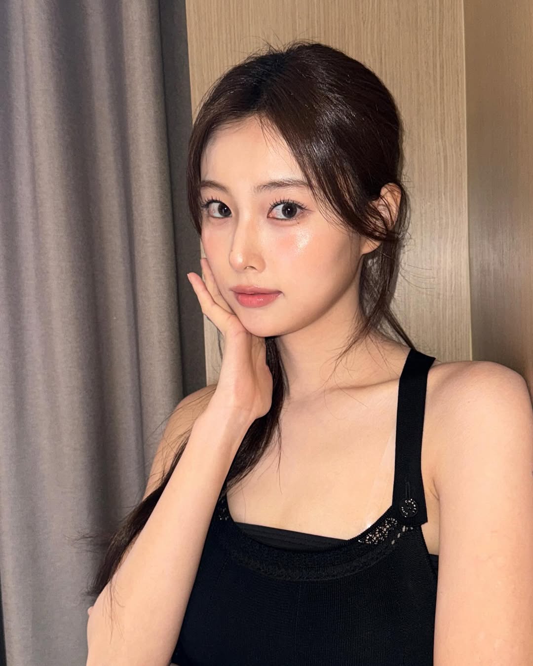 Latest photo of Kang Hyewon