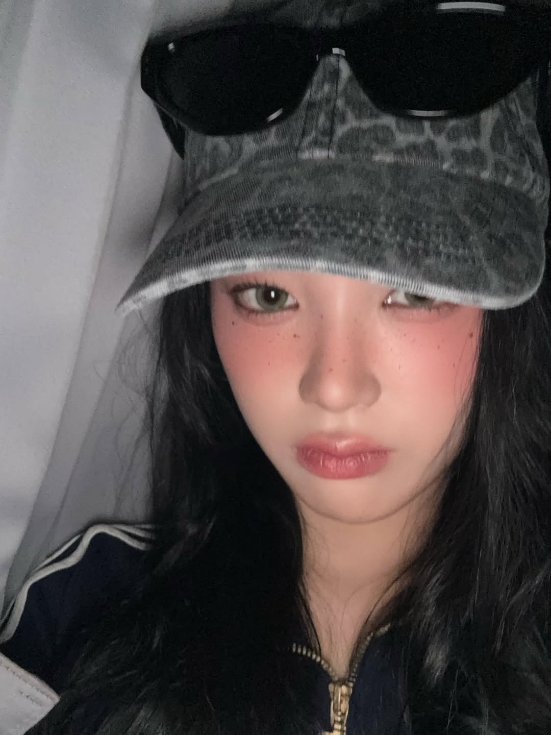 Recent activity shot of Sakurai Miu (ME:I)