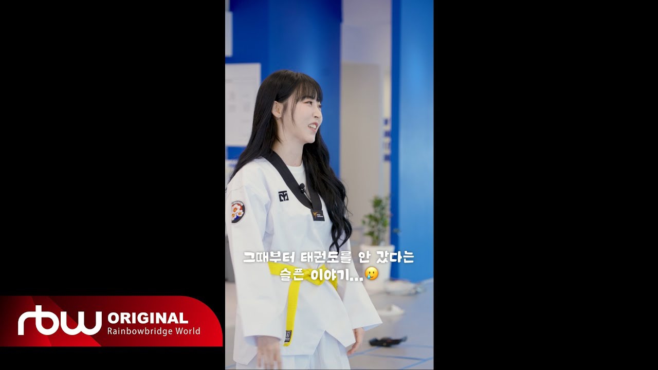 Recent activity shot of Moonbyul (MAMAMOO)