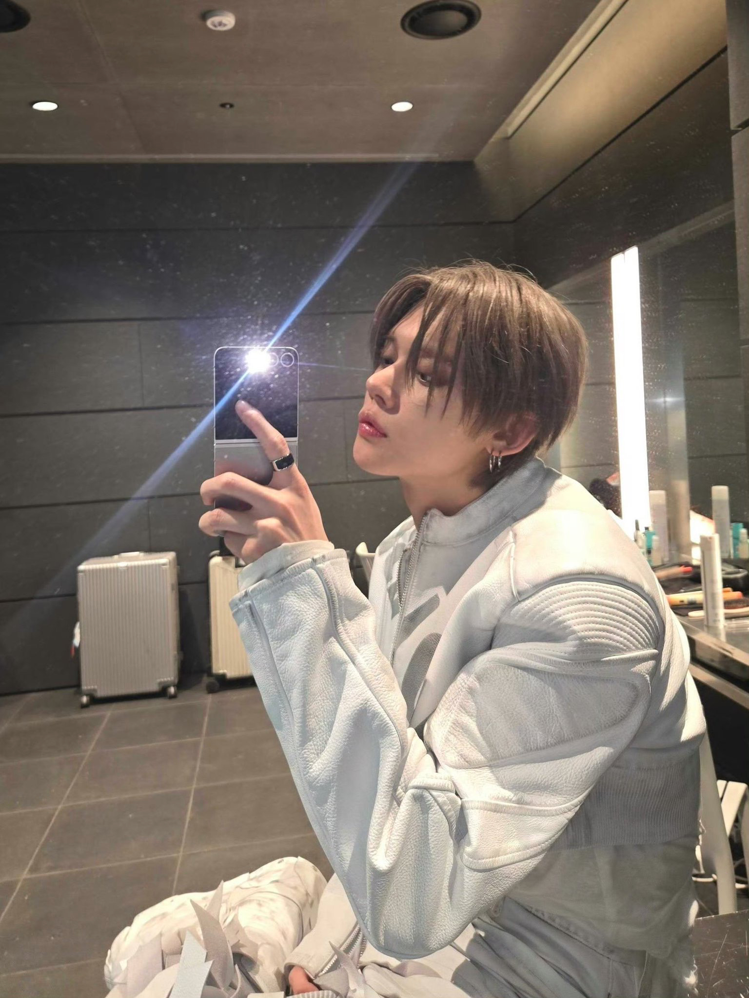 Behind-the-scenes cut of Yeonjun (TOMORROW X TOGETHER)