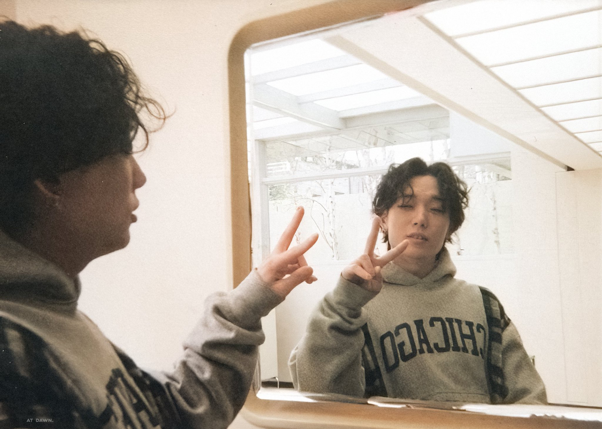 Behind-the-scenes cut of BOBBY (iKON)