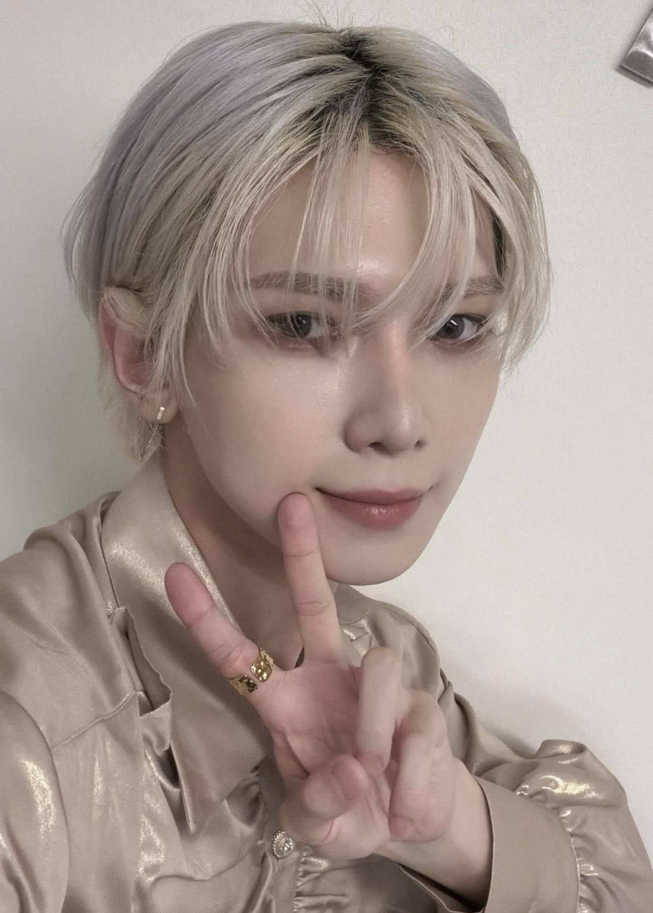 Recent activity shot of Yeosang (ATEEZ)