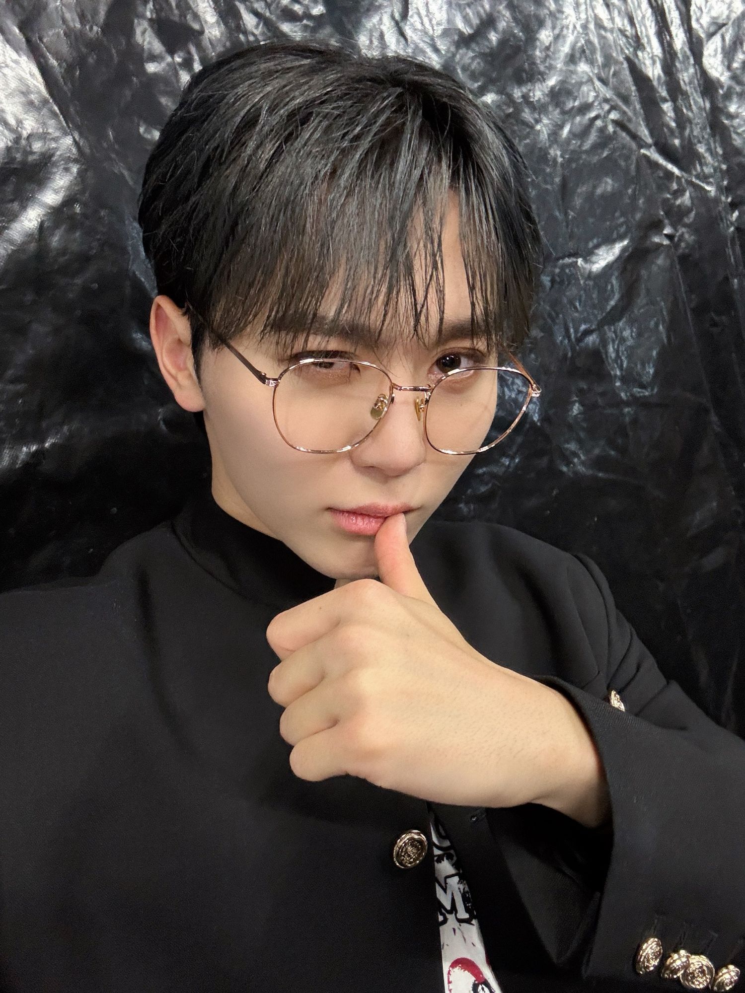 Recent activity shot of Seungkwan (SEVENTEEN)