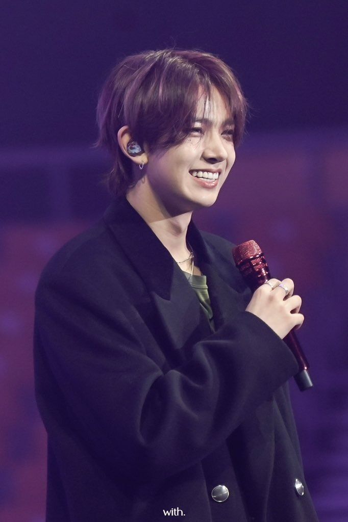 Foto terbaru Heeseung (ENHYPEN)